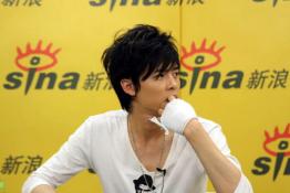 BOBO��϶�������������ǩԼ�Լ�д�漯(��ͼ)