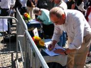 �����޵���������հ�������׷���ʾ��(��ͼ)