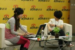 厉娜做客畅聊处女碟新造型首次尝试黑纱裙(图)