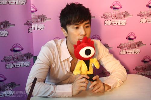 【新闻】金东万聊无线音乐榜 神话10年演唱会