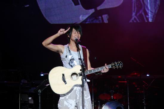 林俊杰上海虹口开唱 “海碟家庭”大聚会【图】