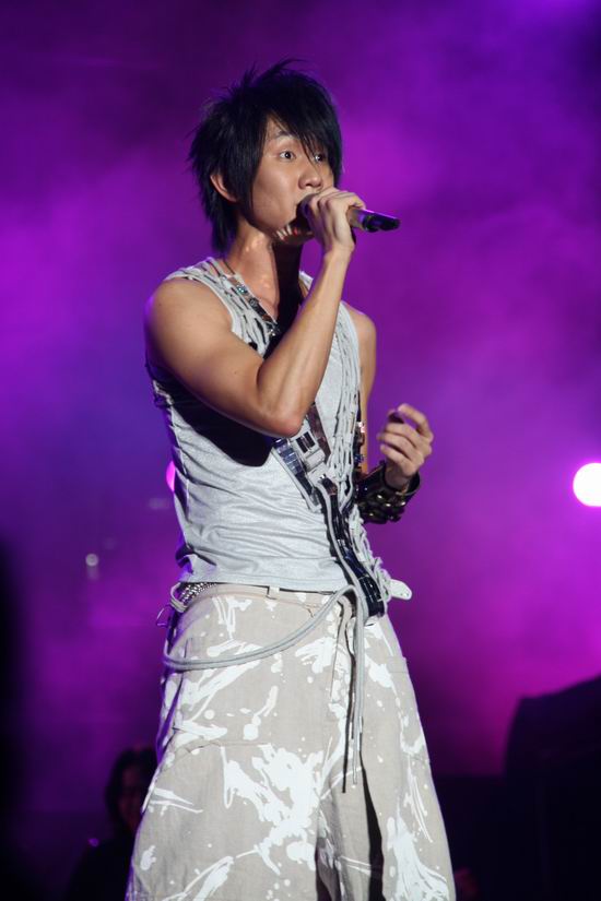 林俊杰上海虹口开唱 “海碟家庭”大聚会【图】