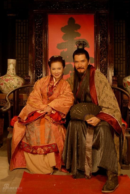 图文：费翔新MV--费翔、蔡明扮恩爱夫妻