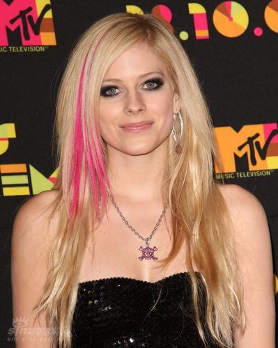 ͼģ07MTVֽ̺-AvrilLavigne