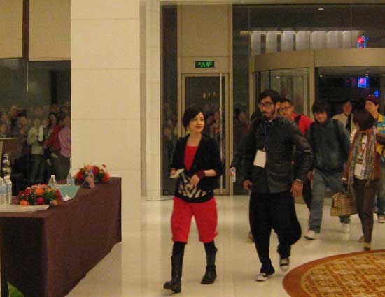 范晓萱携乐团强势突破 内地歌迷力挺火爆(组图