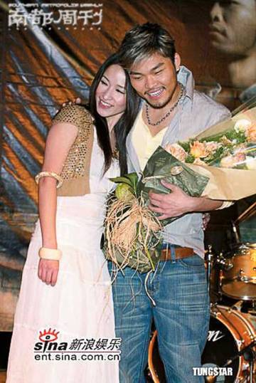图文:小胖李玖哲--李玖哲与萧亚轩合影