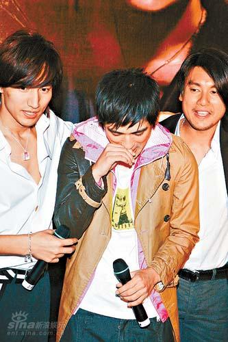 图文：周渝民台北签唱会-仔仔大赞3人是好兄弟