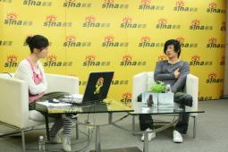 郑钧新碟献给音乐知己并不是苦难才带来灵感