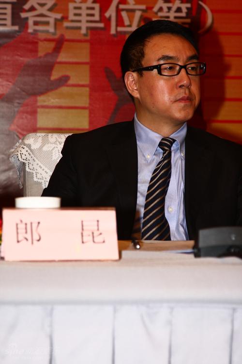 中央电视台戏曲音乐部主任郎昆,大赛总策划秦新民,总导演夏雨,组委会