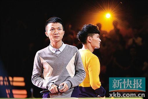 有"卡布女神"之称的周深和来自新疆的李维对决.