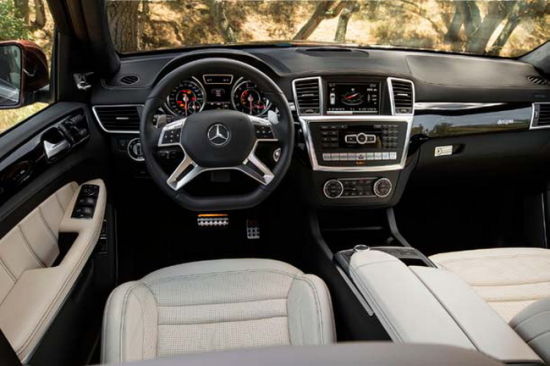 奔驰 GL63 AMG 的内饰。 奔驰 GL63 AMG 的内饰。