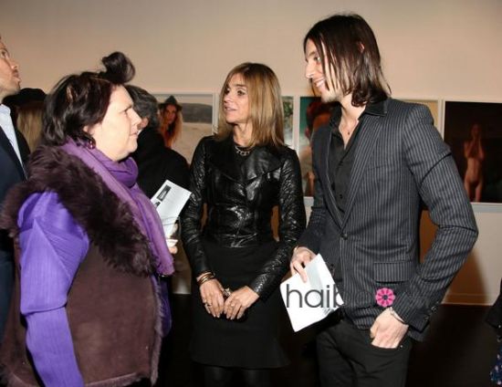 2009秋冬纽约时装周上,Suzy Menkes和法国《Vogue》女主编Carine Roitfeld 2009秋冬纽约时装周上,Suzy Menkes和法国《Vogue》女主编Carine Roitfeld