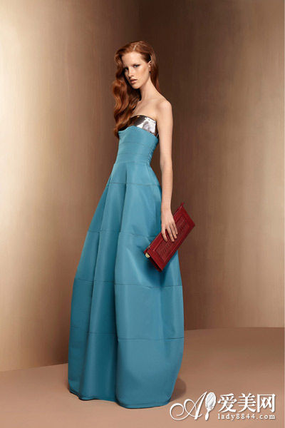 Escada 2013早秋 真丝绸缎抹胸裙