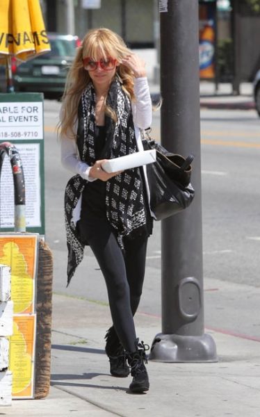 Nicole Richie Nicole RichieHilary Duff