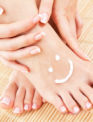 五个美足方法让双脚精致白嫩 双脚 美足 肌肤 新浪时尚 新浪网