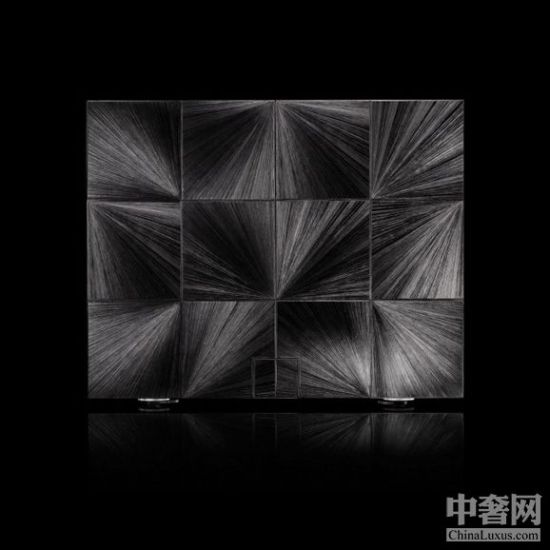 积家麦秆镶嵌空气钟(关闭状态)
