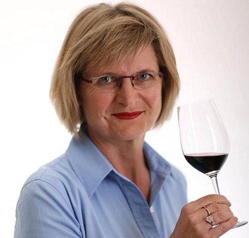 葡萄酒届第一夫人 Jancis Mary Robinson 葡萄酒届第一夫人 Jancis Mary Robinson
