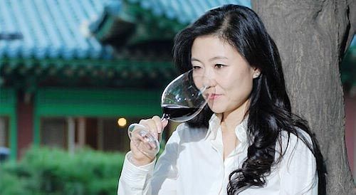 亚洲首位葡萄酒大师 李志延 亚洲首位葡萄酒大师 李志延