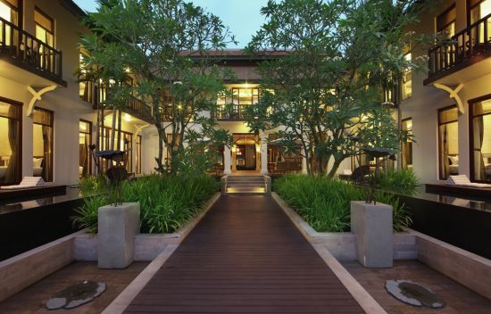 Anantara Angkor Resort & Spa - Walkway Anantara Angkor Resort & Spa - Walkway