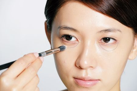 STEP4:眼下补强修饰