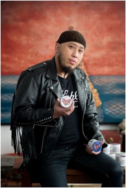 科颜氏爱心视觉艺术家马良