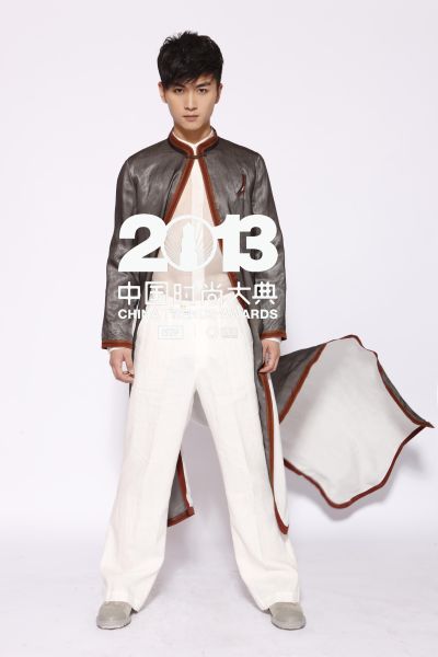 陈晓亮相“梦圆时刻”主题时装秀