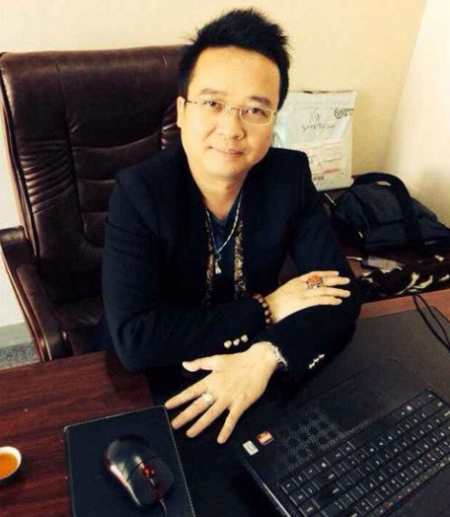 中国南方广东南雄的晚会总策划总导演刘宏伟先生