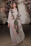 Ϊ Oscar de la Rentaɴع
