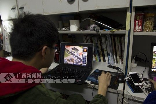大学生熬夜玩游戏猝死为哪般