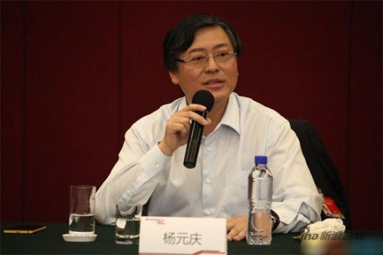 联想集团董事长:联想电脑国内比国外贵是因为