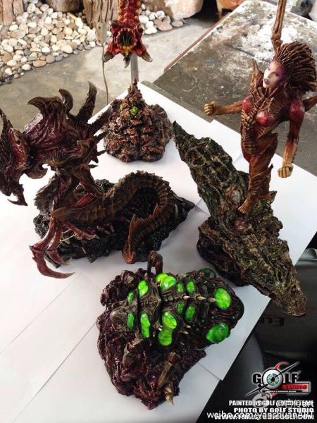 细节爆表的星际2虫族工蜂手办
