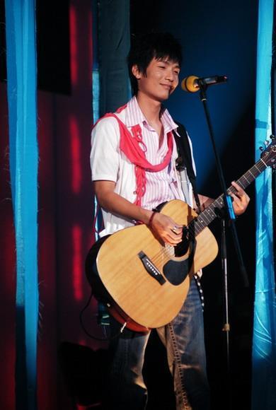 传陈楚生涉足网游 演唱QQ自由幻想主题曲 传陈楚生涉足网游 演唱QQ自由幻想主题曲