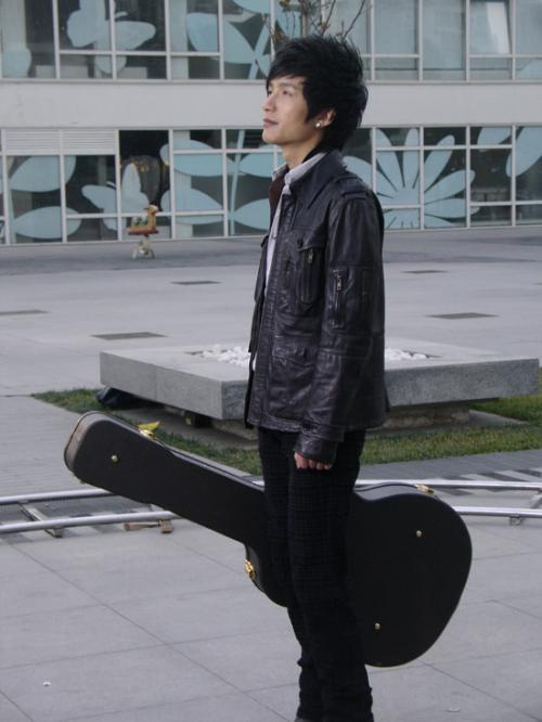 传陈楚生涉足网游 演唱QQ自由幻想主题曲 传陈楚生涉足网游 演唱QQ自由幻想主题曲