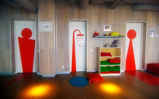 the-toilet-in-google-Russian-Offices
