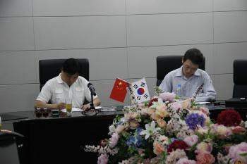 久游董事长_董事长办公室图片(2)