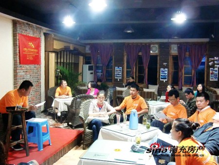 相逢何必曾相识 同在山地救援队