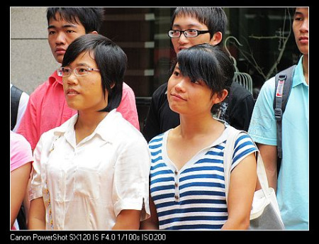 汇东置业今天举行爱心助学捐赠仪式