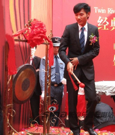 同德锦江花园盛大开盘 127套墅质洋房售出九成