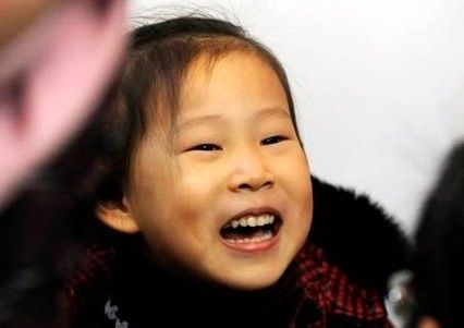 <em>小沈阳女儿</em>的一颦一笑都和他极为相似