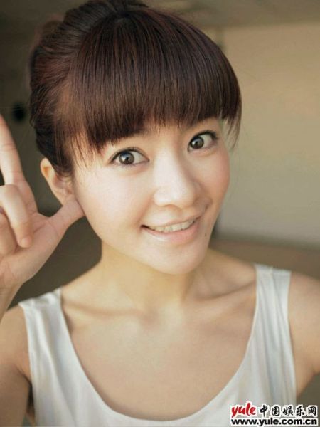 新还珠格格李晟成老燕子 曝家居照被指年龄造假 新还珠格格李晟成老燕子 曝家居照被指年龄造假