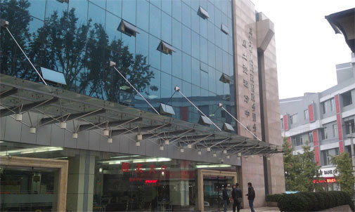 4日成都拍卖4宗地 攀成钢两板块一底价成交一