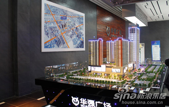 充满时代气息的华强广场 充满时代气息的华强广场