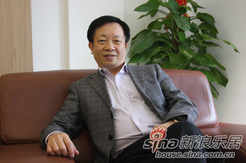 百盛集团董事长_百盛集团钟珊珊图片(3)