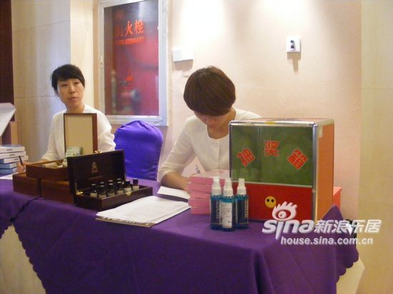 活动现场抽奖箱 活动现场抽奖箱