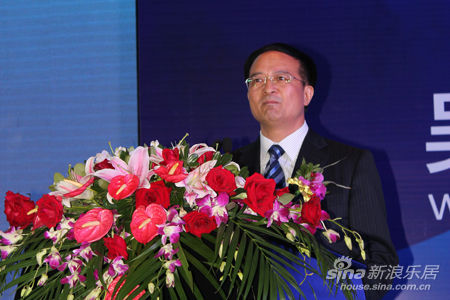 吴中集团董事长_江苏吴中地产集团(2)