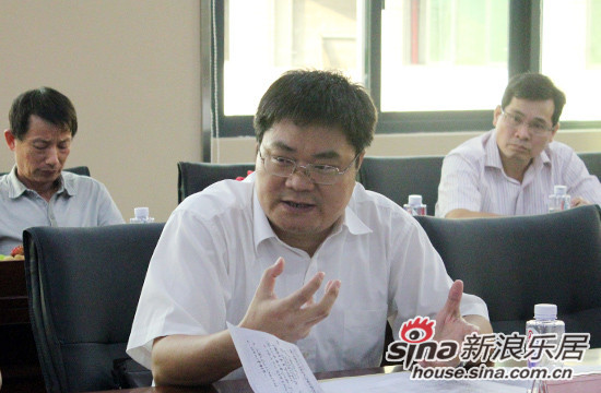 龙文区区长侯为东讲话