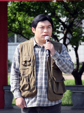 网友惊呼――程野长头发了!