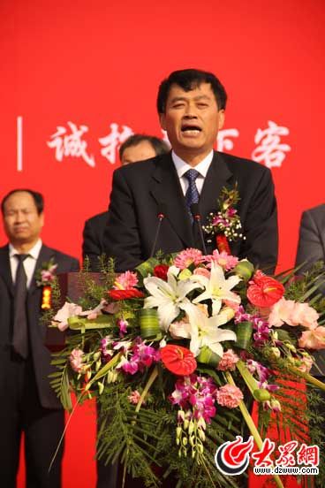 德百集团董事长_德圣集团董事长乔德经