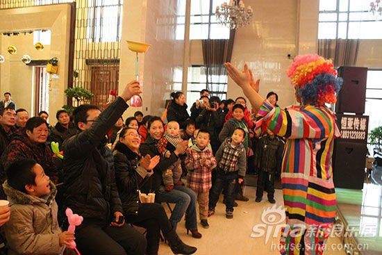 浪漫圣诞日 温情未来城 未来城圣诞狂欢节欢乐