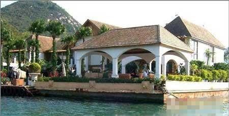 李亚鹏在京的爱巢丽高王府